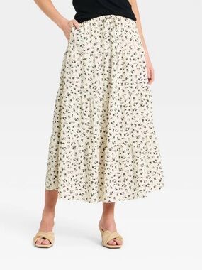 A New Day Women's Tiered Skirt - Cream/Black Floral - XS